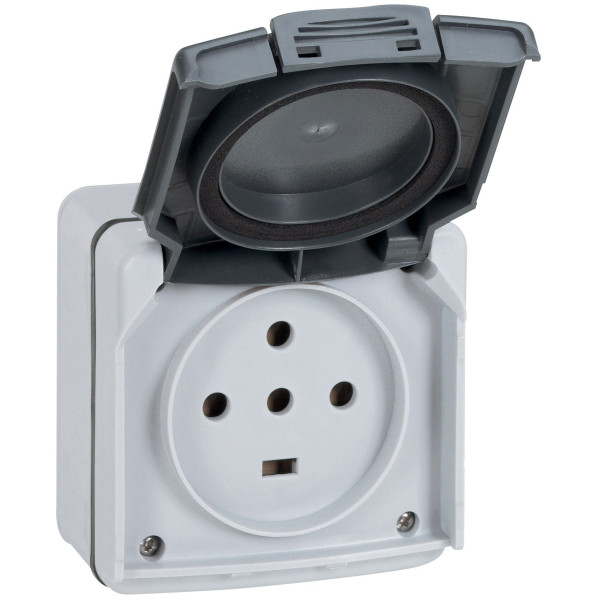 Prise 3P+N+T 20A IP55